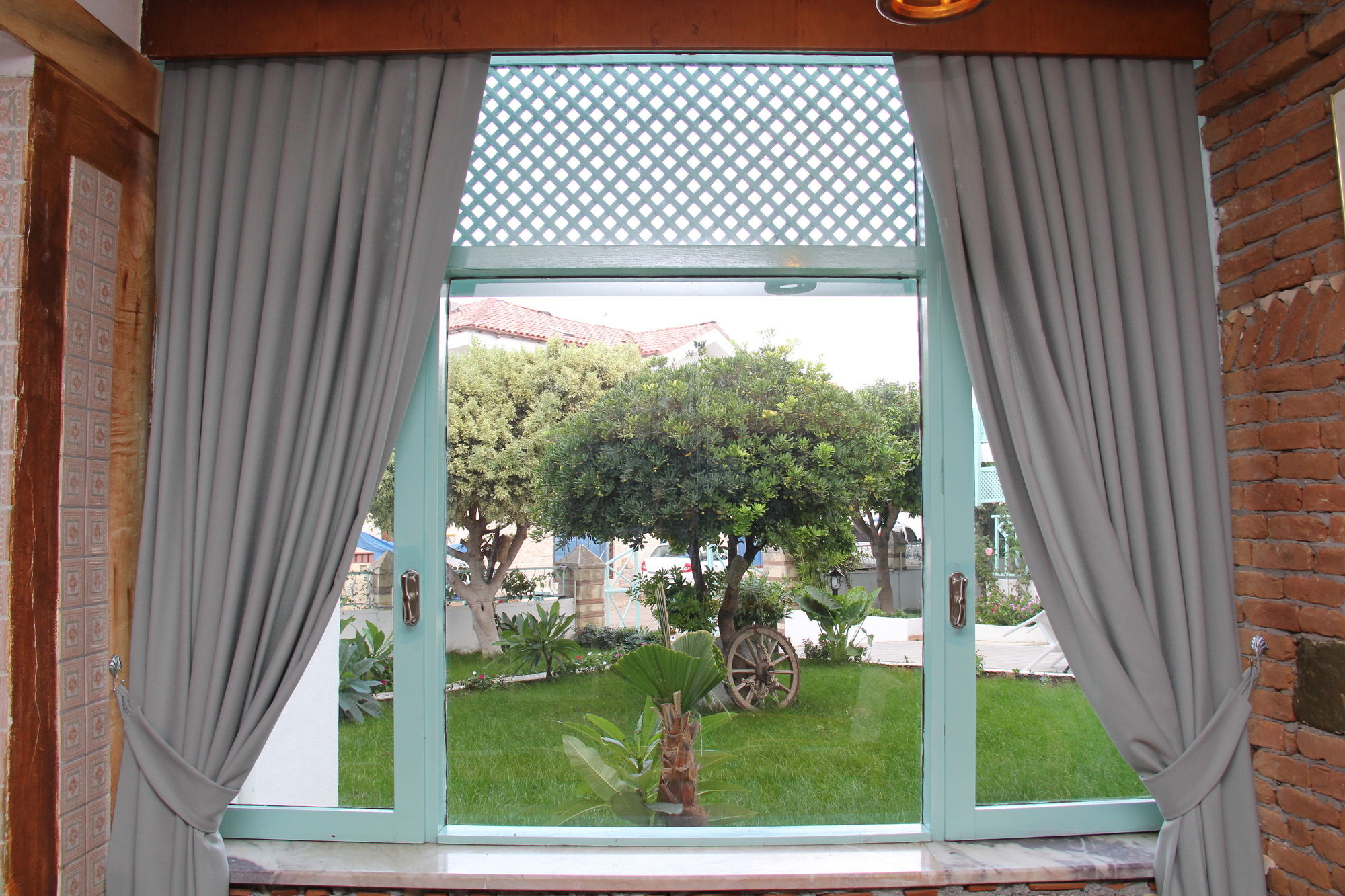 Side Kleopatra Hotel Bagian luar foto